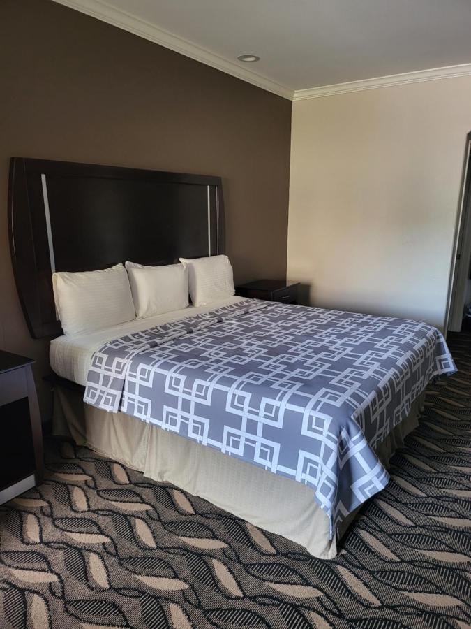 Palace Inn Sam Houston Race Park West Road Bagian luar foto