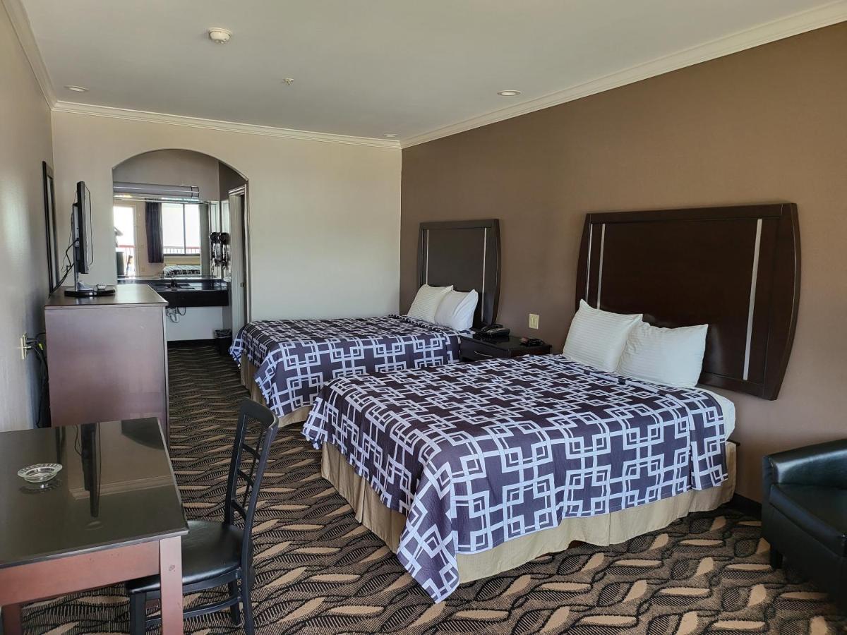 Palace Inn Sam Houston Race Park West Road Bagian luar foto