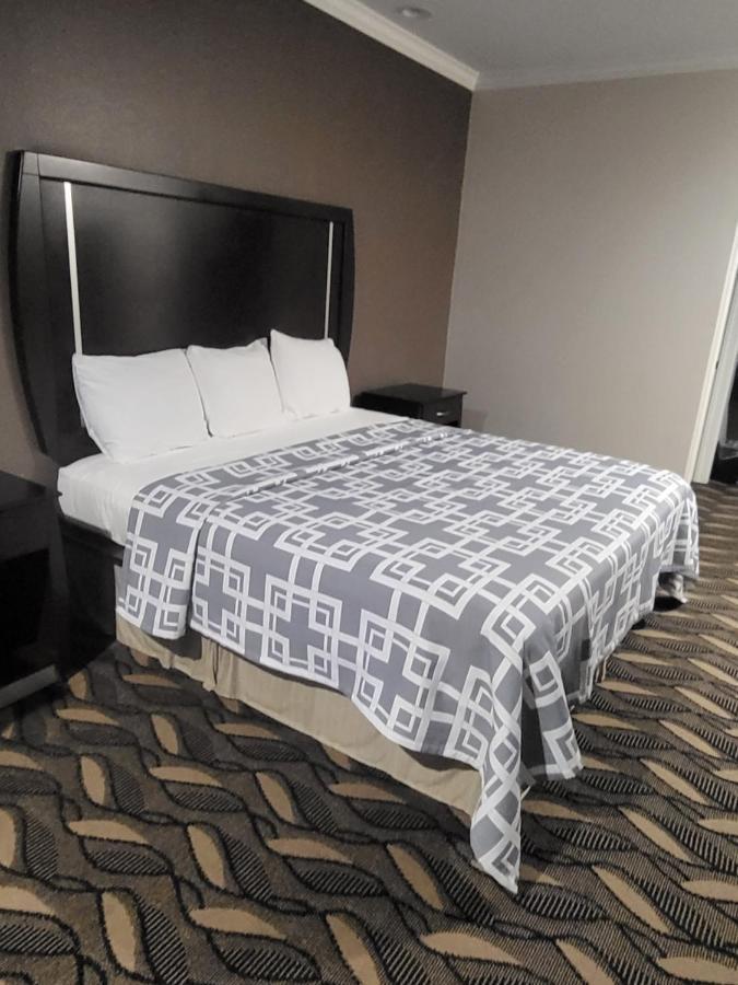Palace Inn Sam Houston Race Park West Road Bagian luar foto