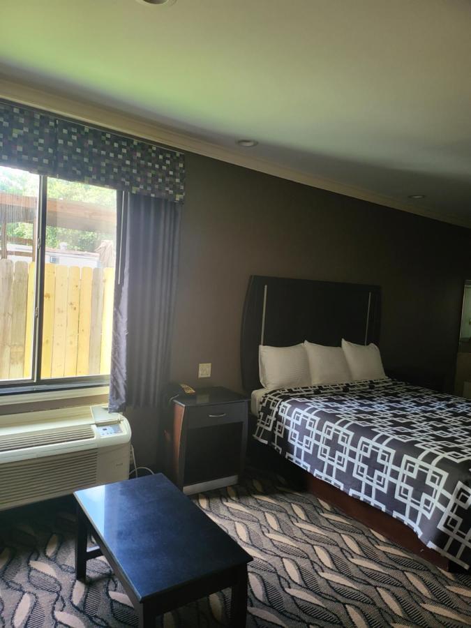 Palace Inn Sam Houston Race Park West Road Bagian luar foto